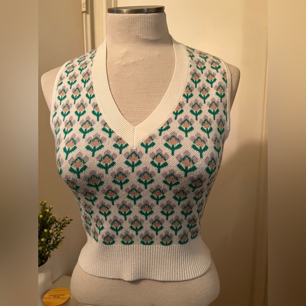 Maeve Mint and White Knit Vest